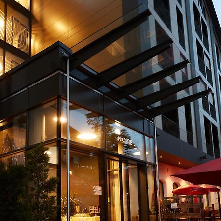 Hotel Zum Goldenen Hirsch ซอนโทเฟิน ภายนอก รูปภาพ